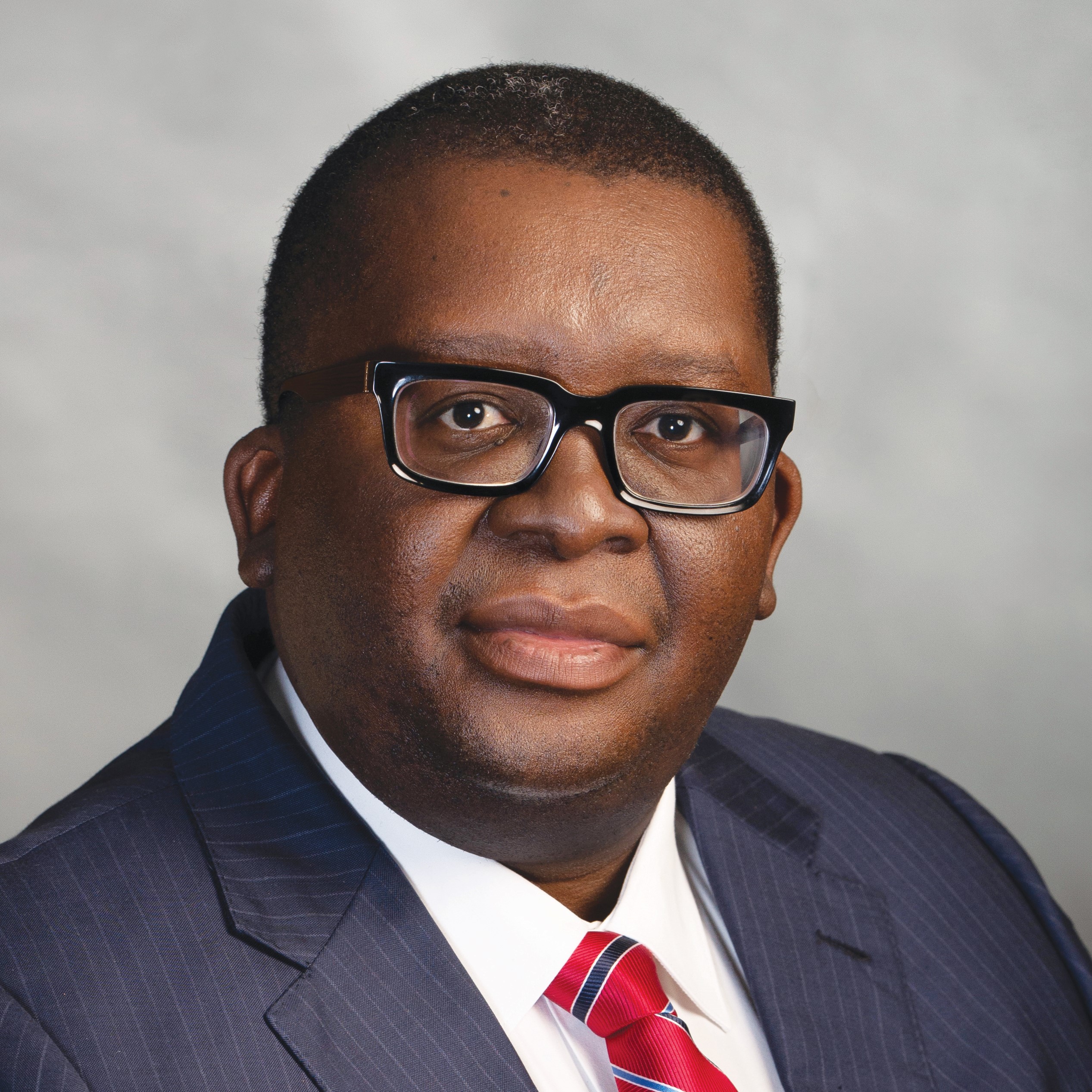 MEC Thulasizwe Buthelezi PICTURE CYMK