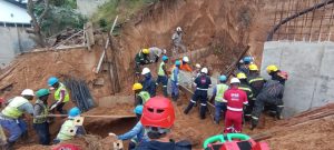MEC BUTHELEZI APPLAUDS RAPID INTER-AGENCY RESCUE OF TRAPPED BALLITO CONSTRUCTION WORKERS